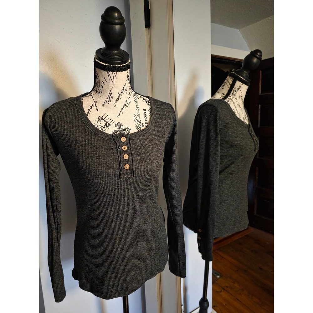 Charcoal Gray Ribbed‎ Knit Henley Long Sleeve Top Button Cuff Scoop Neck Large
